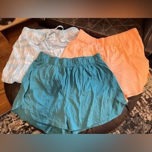 Bundle Gap Body lounge shorts